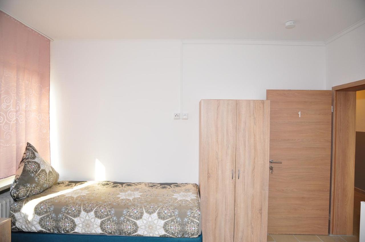Hostel Weisenau Plaza Moguncja Zewnętrze zdjęcie