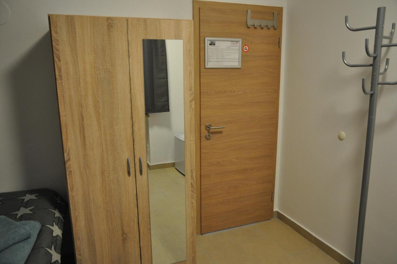 Hostel Weisenau Plaza Moguncja Zewnętrze zdjęcie